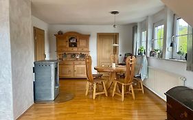 Moderne Ferienwohnung mit Sonnenbalkon in Fretter